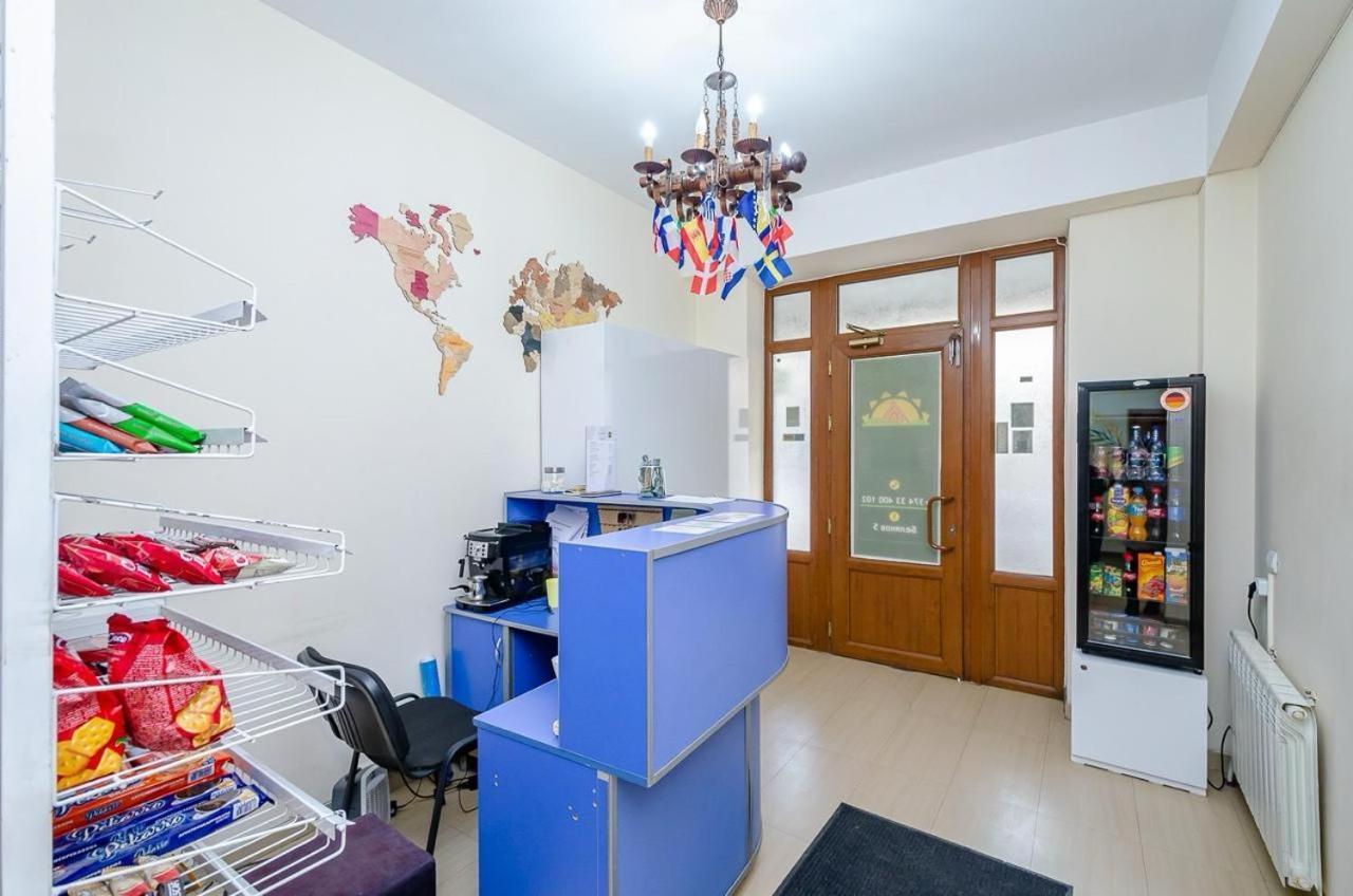 Areva Hostel & Apartment Γιερεβάν Εξωτερικό φωτογραφία